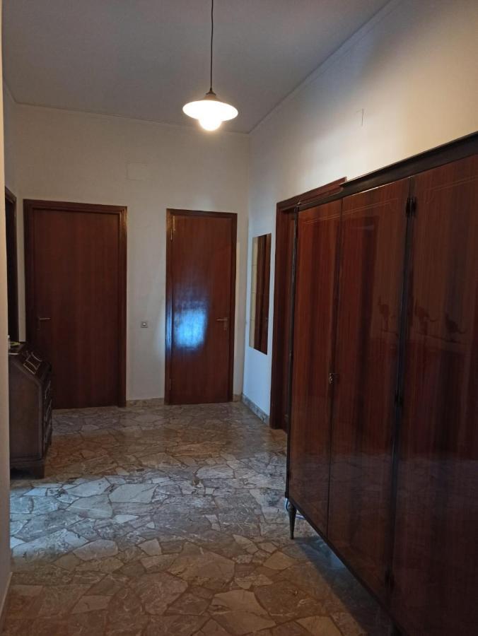Casa Vacanze Giulia A Careggi Wi-Fi Apartman Firenze Kültér fotó